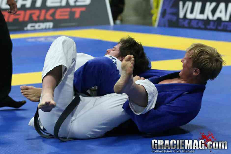 Brazilian Jiu Jitsu Looks to Break Out to MMA Levels